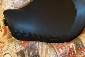 SELLA ORIGINALE PASSEGGERO HARLEY DAVIDSON 883