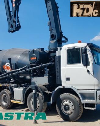 Beton pompa su Autocarro Astra HD7