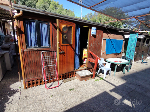 Bungalow in campeggio a Borghetto Santo Spirito