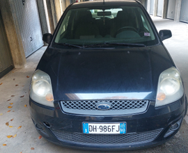Vendo ford fiesta usata