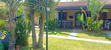 Casa vacanza con giardino a pochi passi dal mare