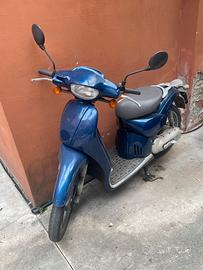 Scooter 50 scarabeo anno 1999