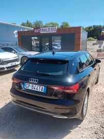 Audi A3 SPB 30 TDI Business Advanced