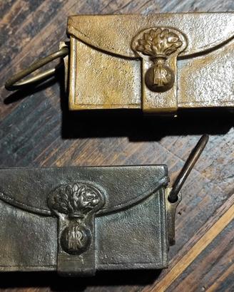  modellino bandoliera in bronzo artigianale