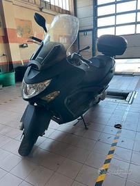 Scuter kymco 250