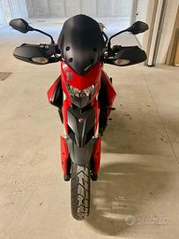Ducati Hyperstrada 821