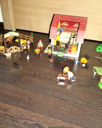 Playmobil stalla cavalli