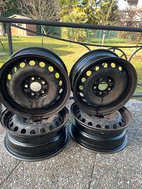 Cerchi in ferro 16”