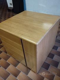 Mobili in legno di rovere produzione TECNO anni 60
