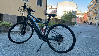 Bici a pedalata assistita come nuova