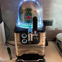 Spillatore birra fusti da 8 litri.