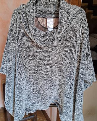 Maglione a mantella Fiorella Rubino