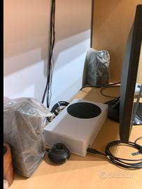 Xbox series s, monitor e casse