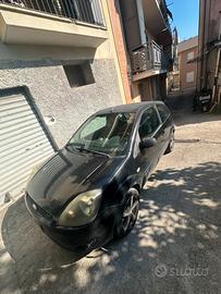 Ford fiesta diesel 230mila km