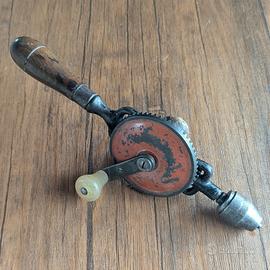 Trapano a manovella vintage