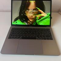 MacBook Pro 2018, 13”, Come nuovo