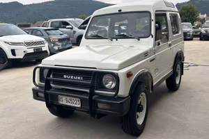Suzuki SJ 413