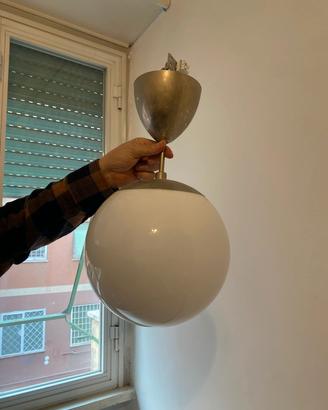 Lampadario sferico bianco ikea