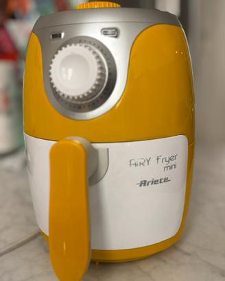 Friggitrice ad aria 2 litri ariete airy frier mini