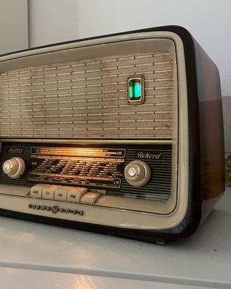 Radio a valvole Loewe Opta Bella