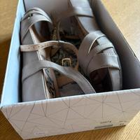 Sandalo beige da donna n.41