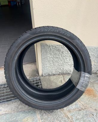 4 ruote Pirelli