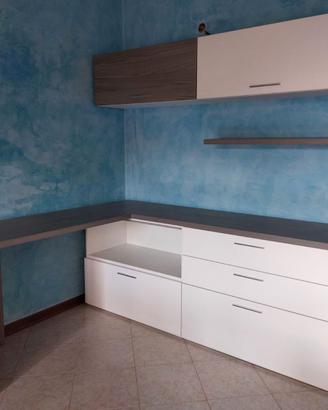 Composizione angolare soggiorno o studio