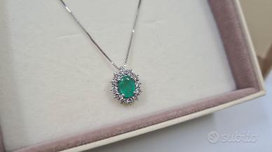 Catena con Smeraldo 1,80 Ct e Diamanti in Oro 18 k