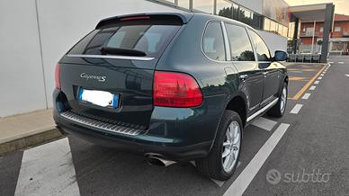 PORSCHE CAYENNE S