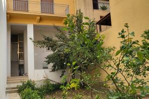 Soluzione immobiliare non arredata indipendente