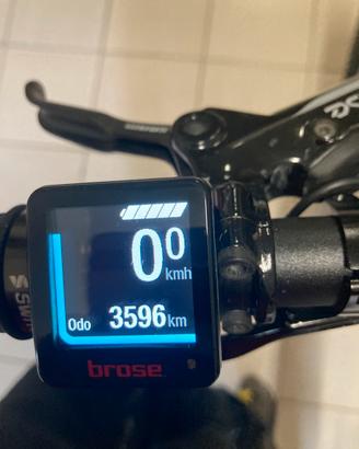 Ebike Bicicletta E- bike fantic XMF 1.7 Taglia M