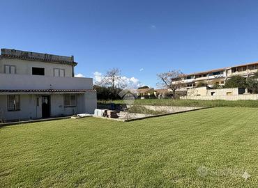 PORZIONE DI BIFAMILIARE A SELLIA MARINA