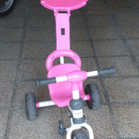 Triciclo ruote gomma piena con manico girevole