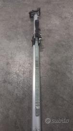 Barra fermacarico a molla per camion