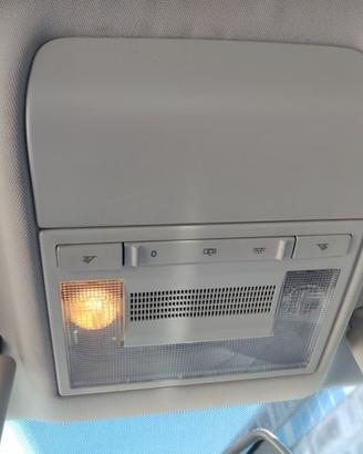 Plafoniera anteriore VOLKSWAGEN POLO del 2009