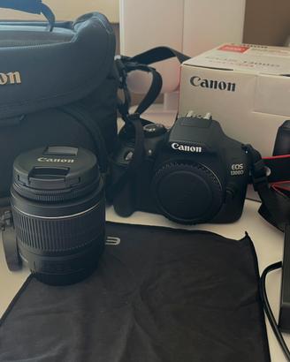 Canon EOS 1300D + borsa e accessori COME NUOVA