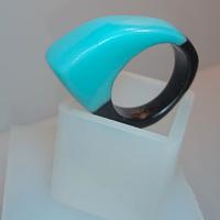 anello in legno Ebano e resina 