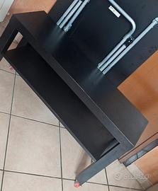mobile TV della serie LACK di IKEA