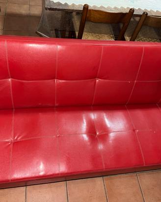 OCCASIONĒ 2 Divanetti rossi e 4 poltroncine nere
