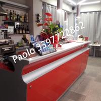 MOBILI ED ATTREZZATURA BAR