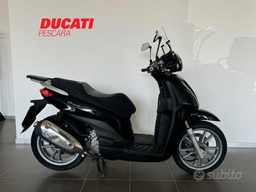 Piaggio Carnaby 300 - 2009