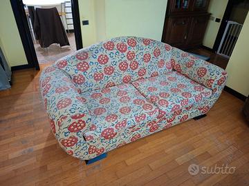 Divano due posti stile francese Vintage