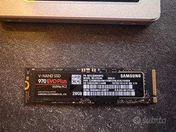 1TB Ssd 2.5 Sata + Nvme 250gb