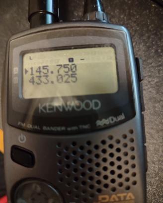 Radio Kenwood TH-D7E