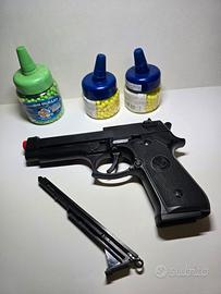 Pistola GIOCATTOLO a pallini