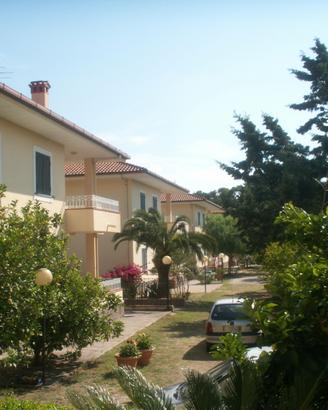 Villette a paestum vicino al mare