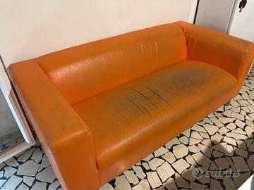 Divanetto 3 posti arancione