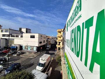 3 LOCALI A SANTA MARIA A VICO