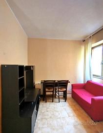 Monolocale con posto auto pressi Luna e Sole