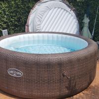 Piscina idromassaggio